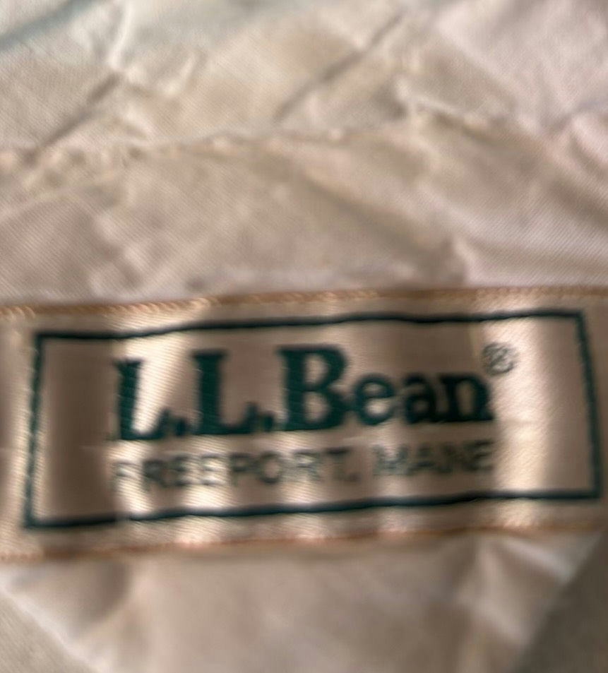 Assorted Luxury Bedding - image 6 of 6