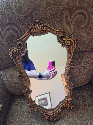 Vintage Baroque-style gold ornate wall mirror - Image 1 of 2