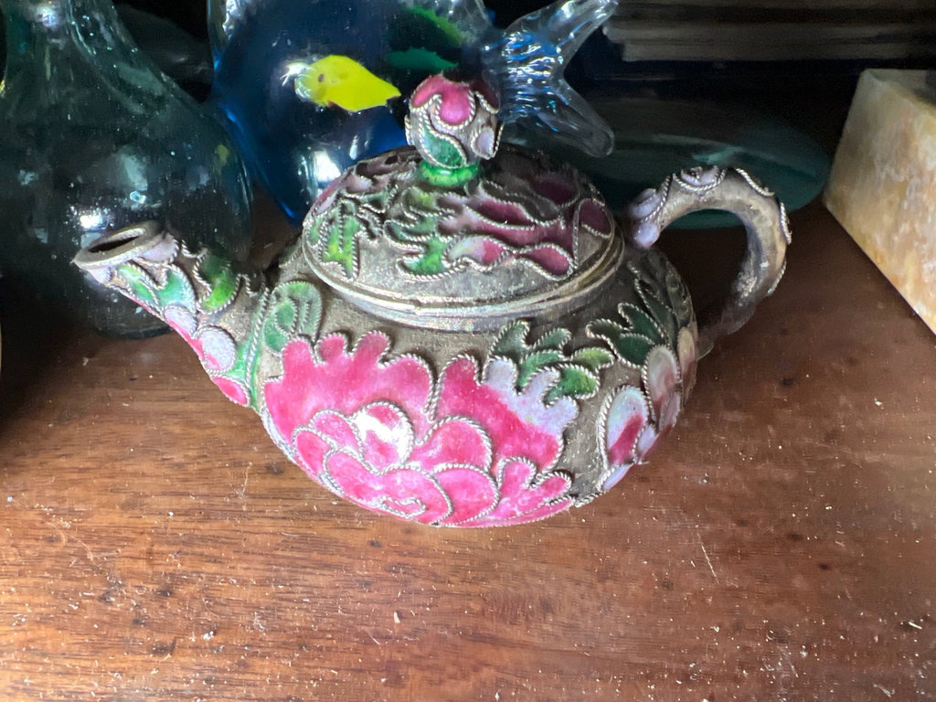 Assorted Decorative Glass, Ceramic and Stone Objects - image 6 of 6