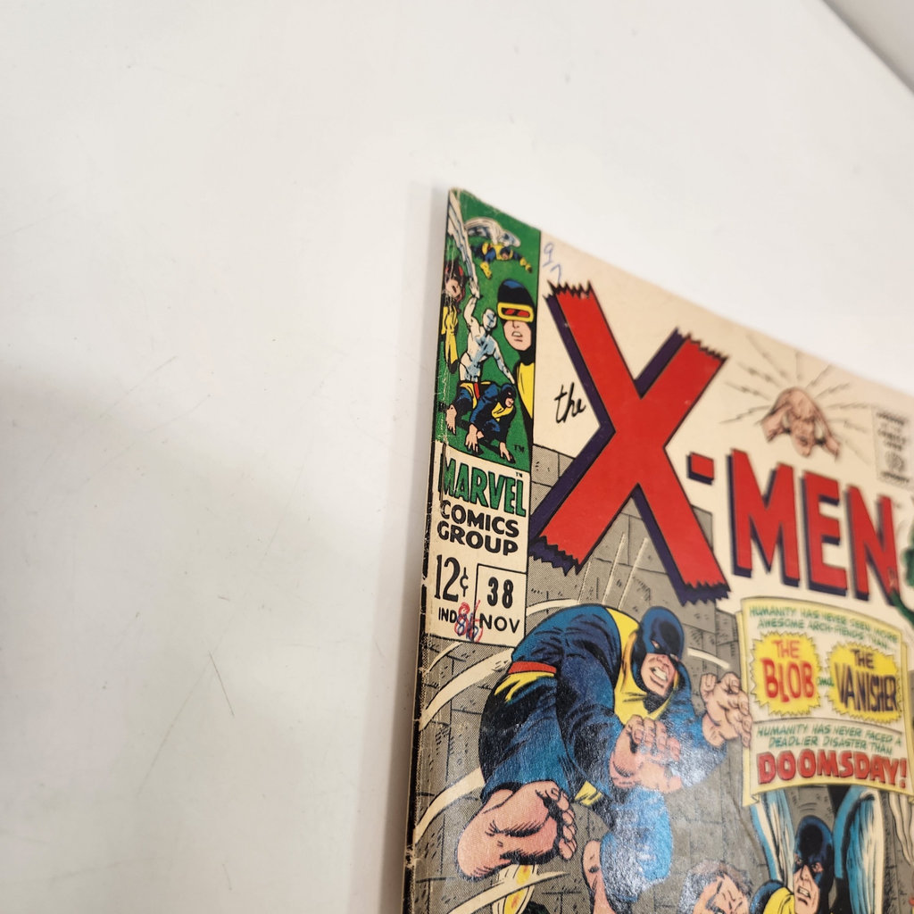 X-Men 38 - image 3 of 7