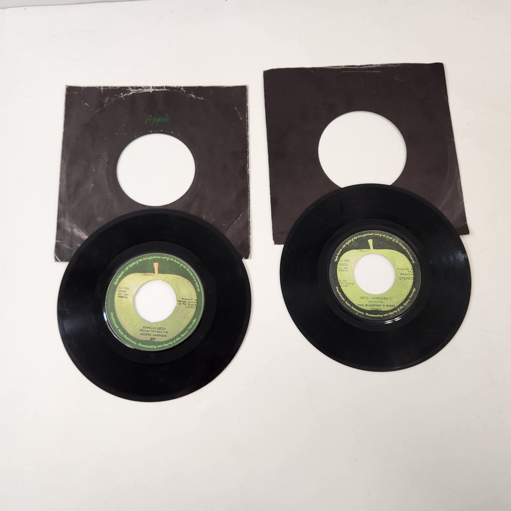 Wings / Harrison 7" Records x 2 Holland Pressings - image 1 of 3