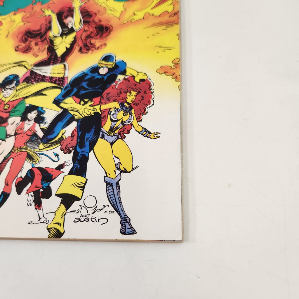 Marvel and DC Present 1 - image 4 of 5