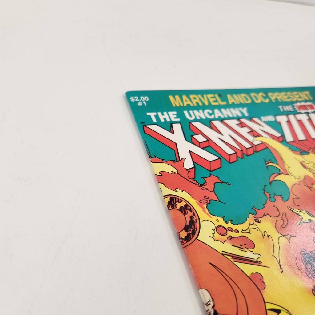 Marvel and DC Present 1 - image 3 of 5