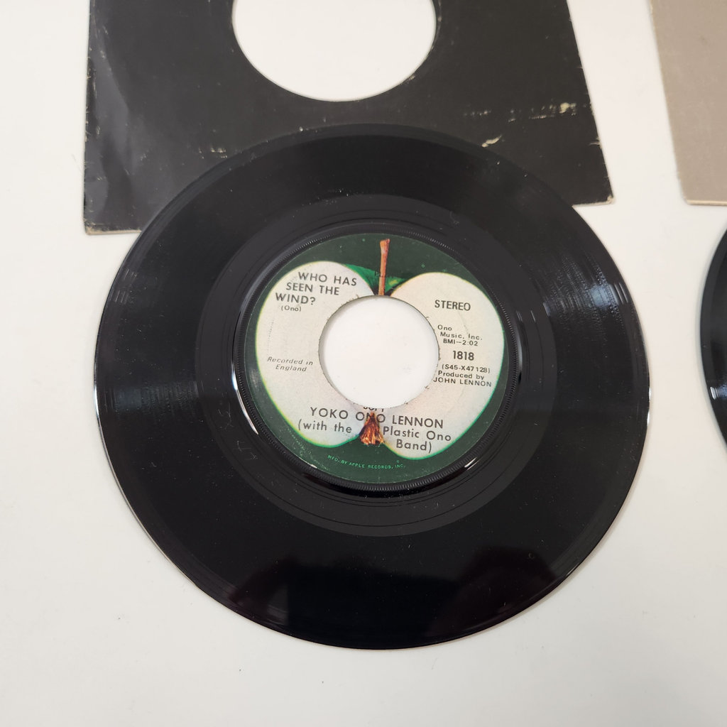 John Lennon Yoko Ono 7" Records x2 - image 3 of 6