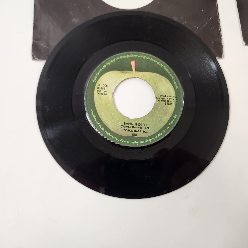 Wings / Harrison 7" Records x 2 Holland Pressings - image 2 of 3