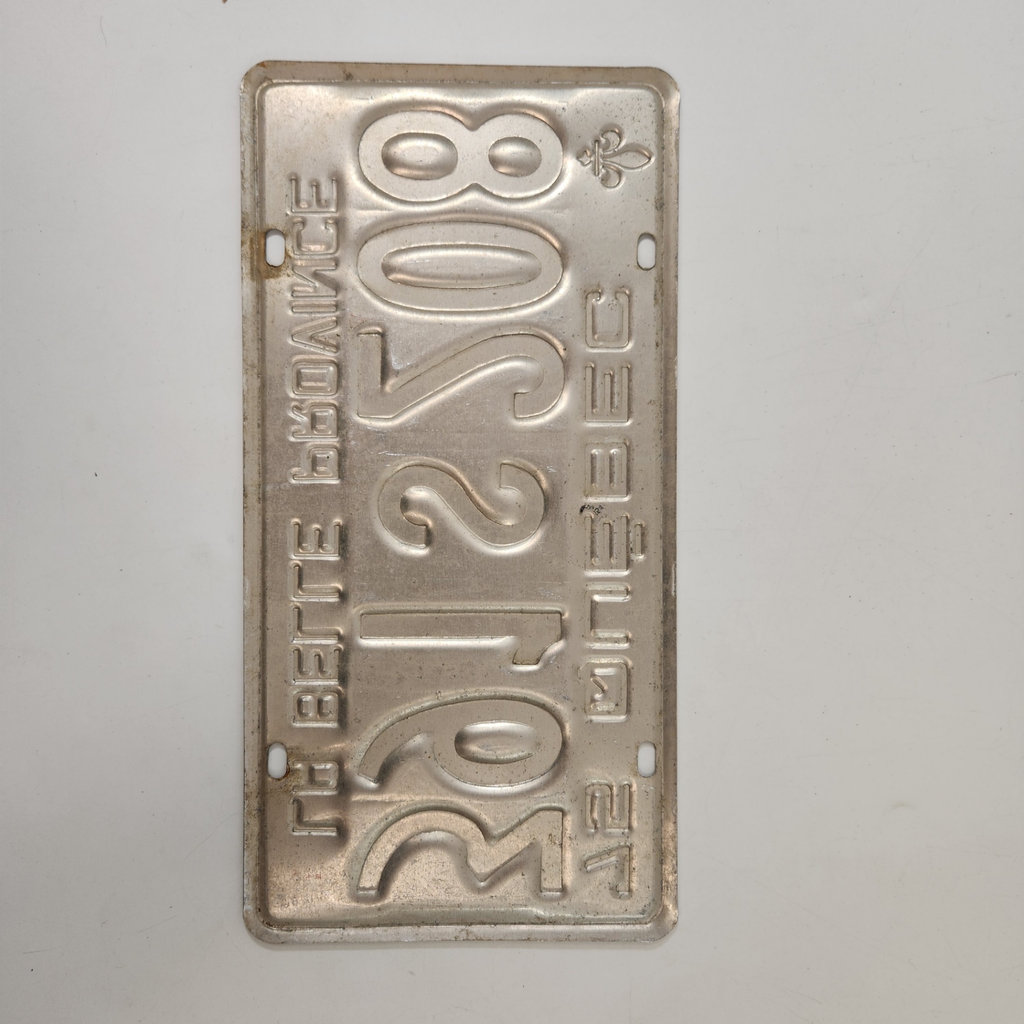 Vintage Quebec License Plate - image 2 of 2