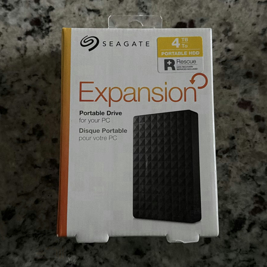 Seagate Expansion Portable Drive - image 1 of 3