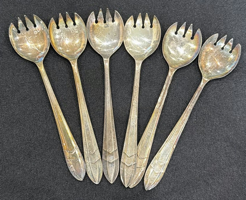 Seven-Piece Silver-Tone Flatware Set - image 4 of 5