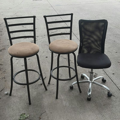 Two bar stools and an office chair - Image 1 of 4