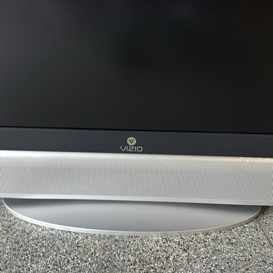 Vizio L32 HDTV Television with Stand - image 2 of 4