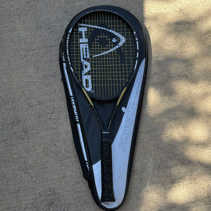 Tennis rackets and racket bags - image 3 of 4