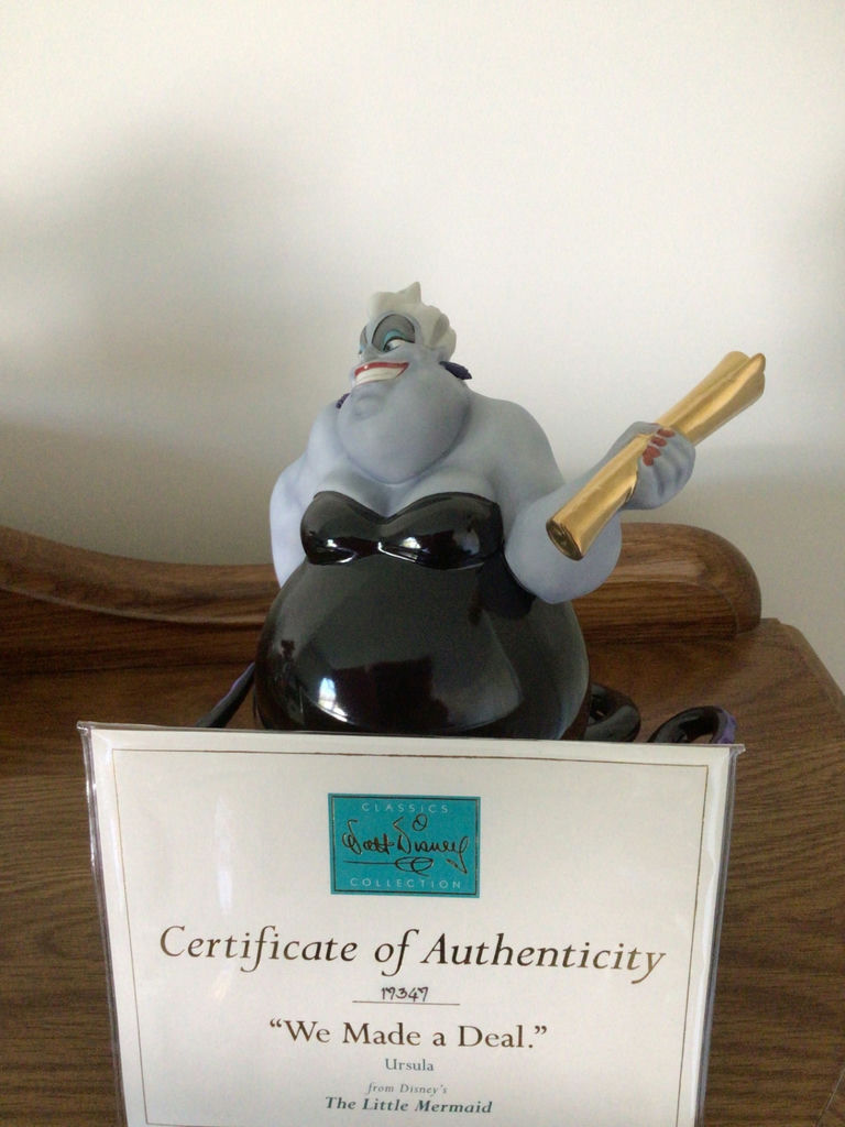 Ursula figurine from The Little Mermaid (We Made a Deal) - image 3 of 5