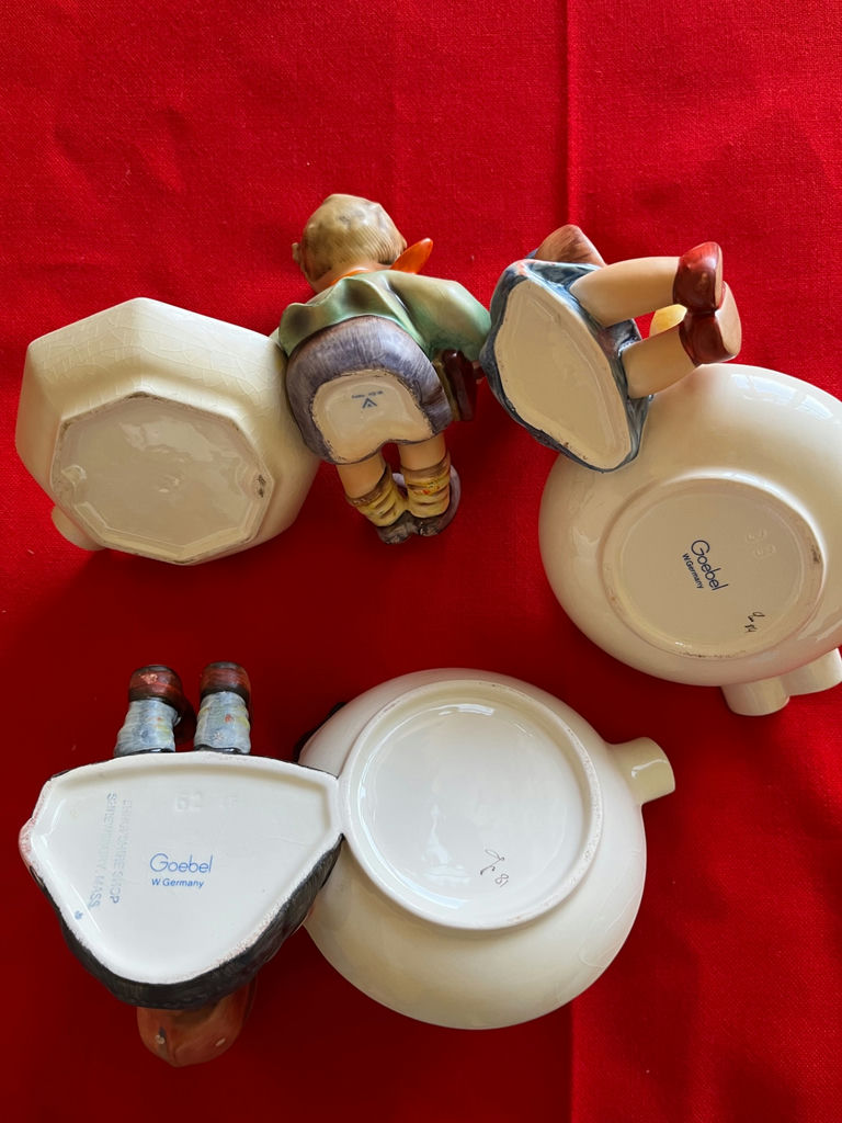 Goebel porcelain figurine collection on small bowls/ashtrays - image 3 of 10
