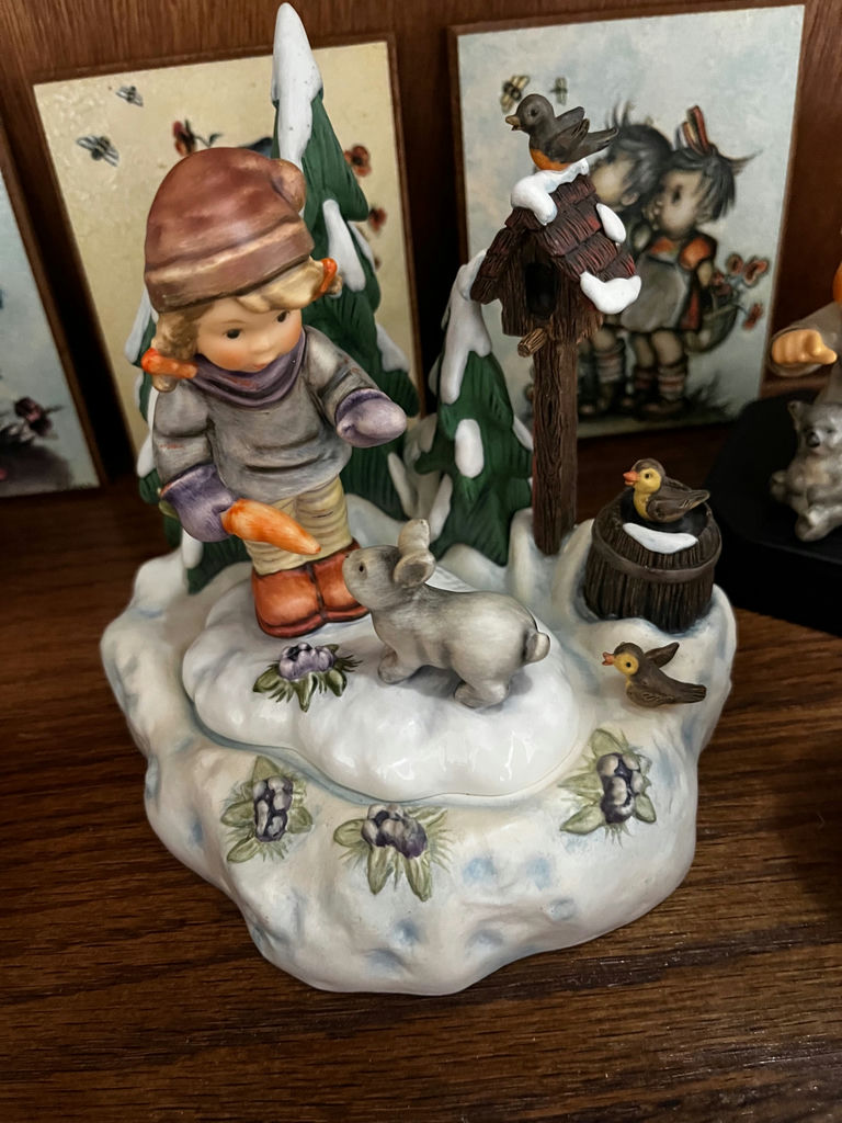 Goebel Hummelscapes Oktoberfest Figurines Collection - image 9 of 9
