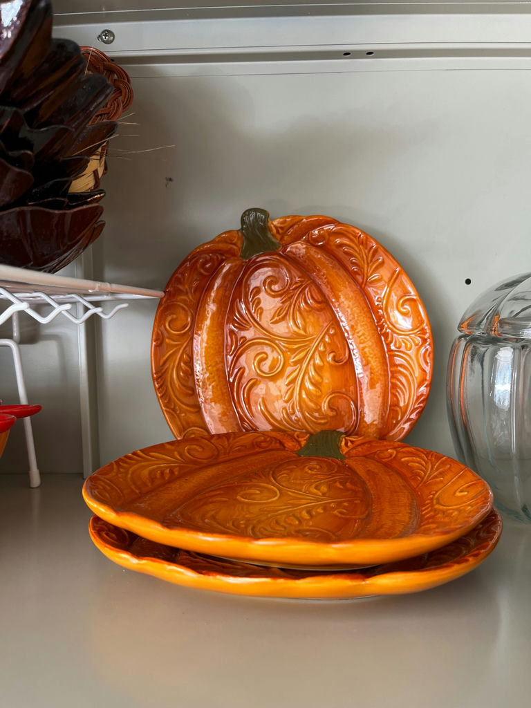 Autumn-themed ceramic dishware and decorative gourds - image 3 of 4