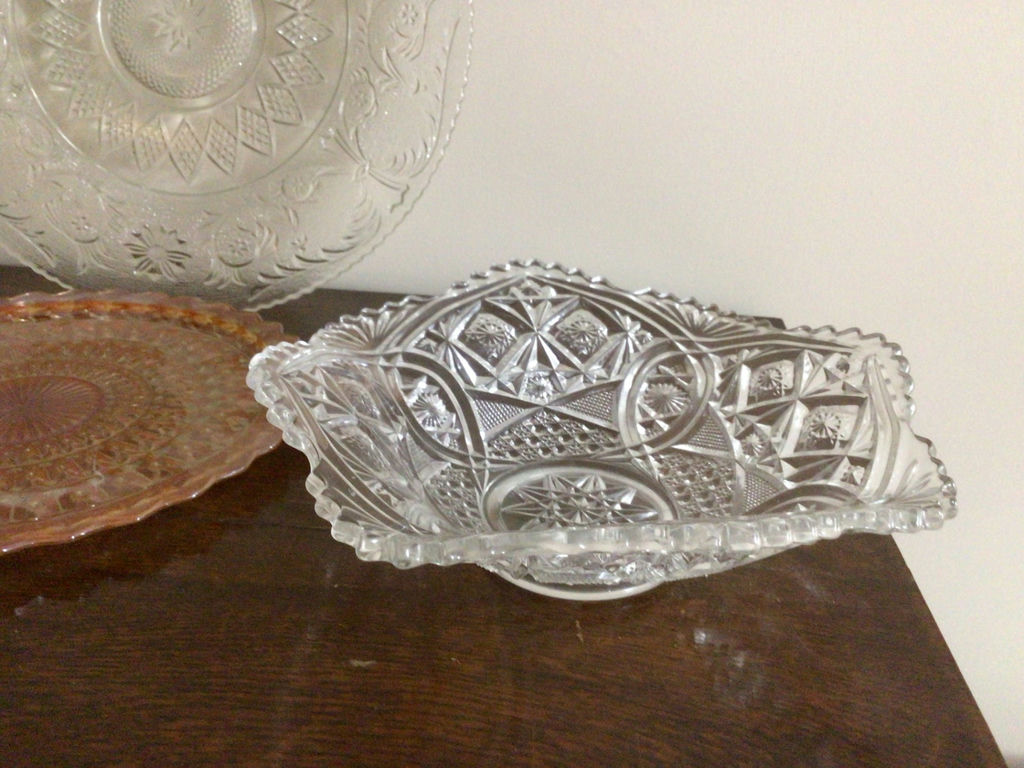 Crystal glassware and serving dishes - image 4 of 5