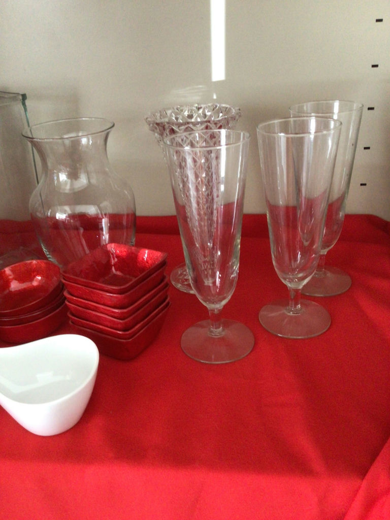 Assorted glassware and dishware - image 2 of 5