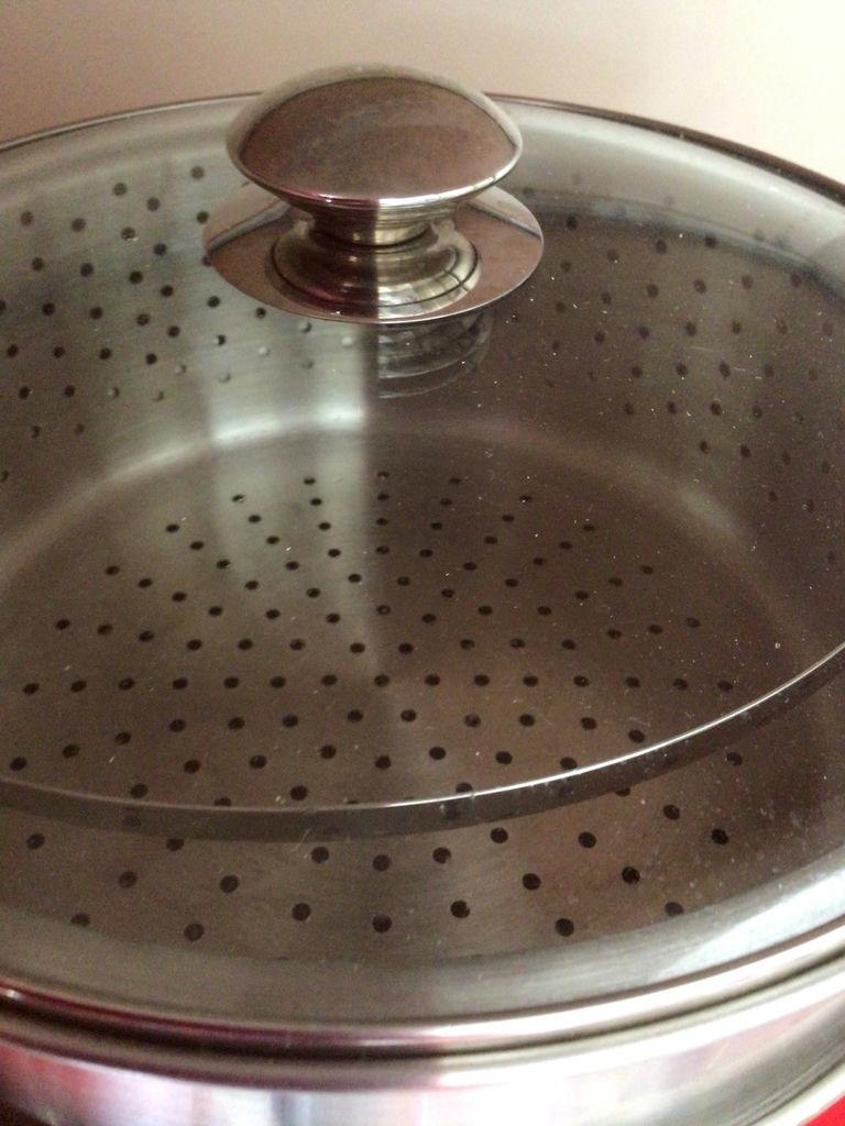 Stainless steel two-tier steamer pot with lid - image 2 of 2