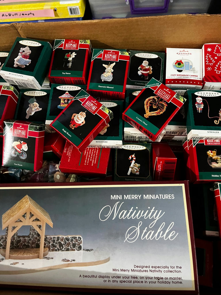 Keepsake Miniature Christmas Ornaments Collection - image 2 of 3