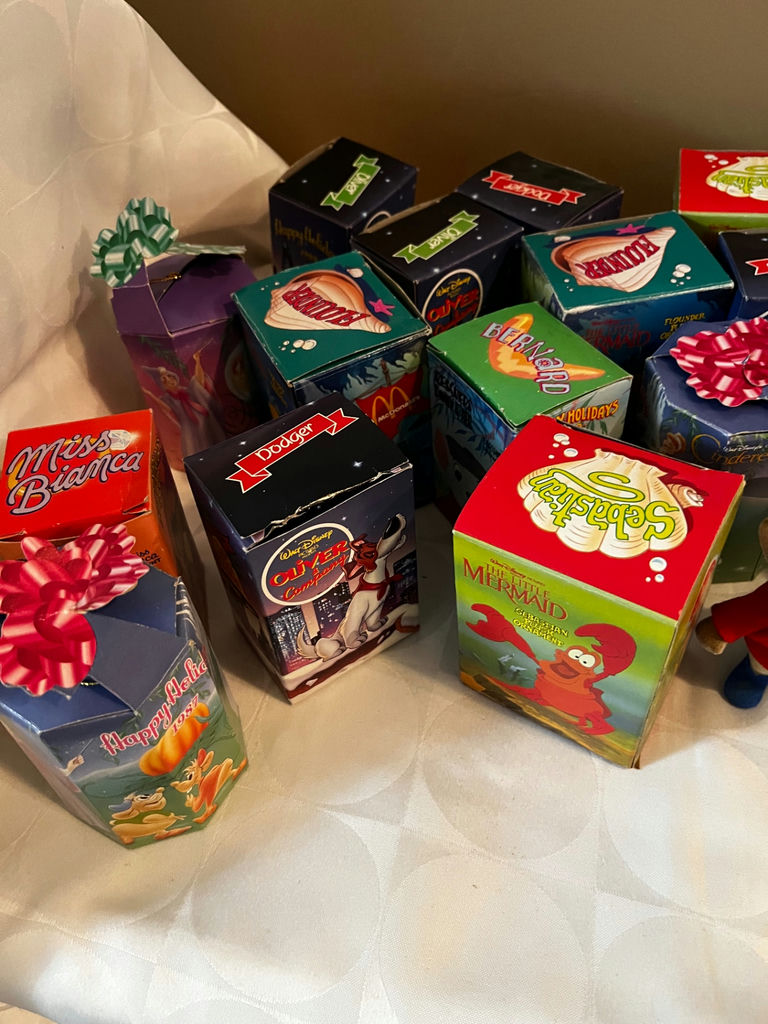 Disney character-themed holiday gift boxes with plush mice - image 2 of 5