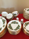 Holly-pattern porcelain dinnerware set with gold trim - thumbnail 4 of 5
