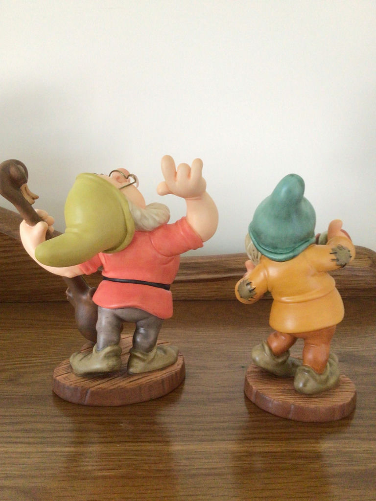 Snow White and the Seven Dwarfs figurine pair with Certificates of Authenticity - image 3 of 5