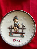 M.J. Hummel Annual Plate Series (1992–1995) – Four Goebel Porcelain Plates - thumbnail 2 of 9