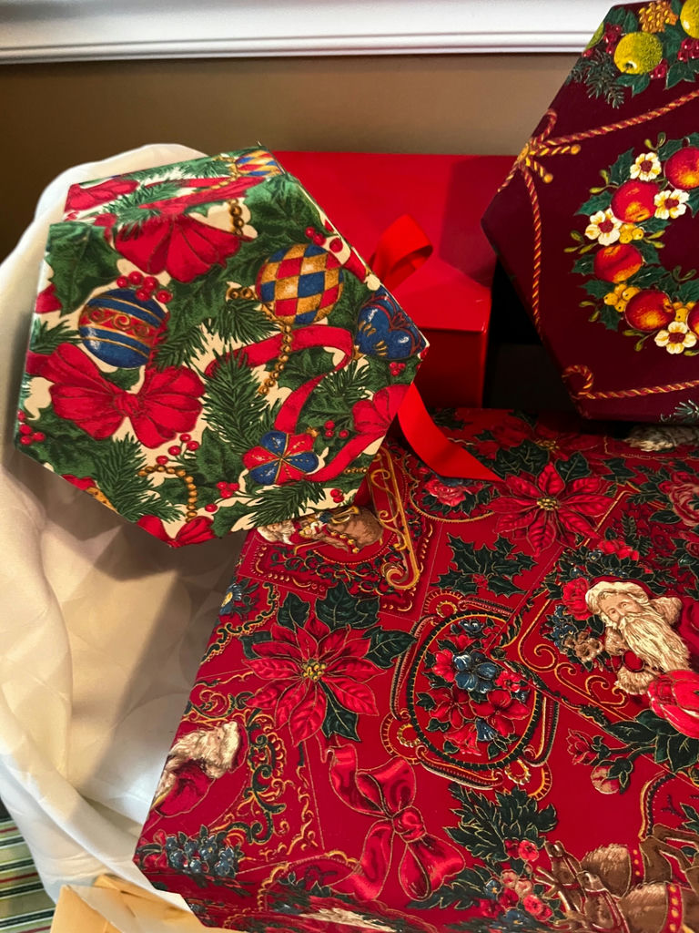 Decorative Christmas Gift Boxes and Gift Bag - image 2 of 3