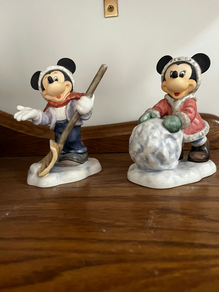 Disney Figurine Collection: Mickey, Minnie and Friends with 50th Anniversary Goebel Plate - image 1 of 7