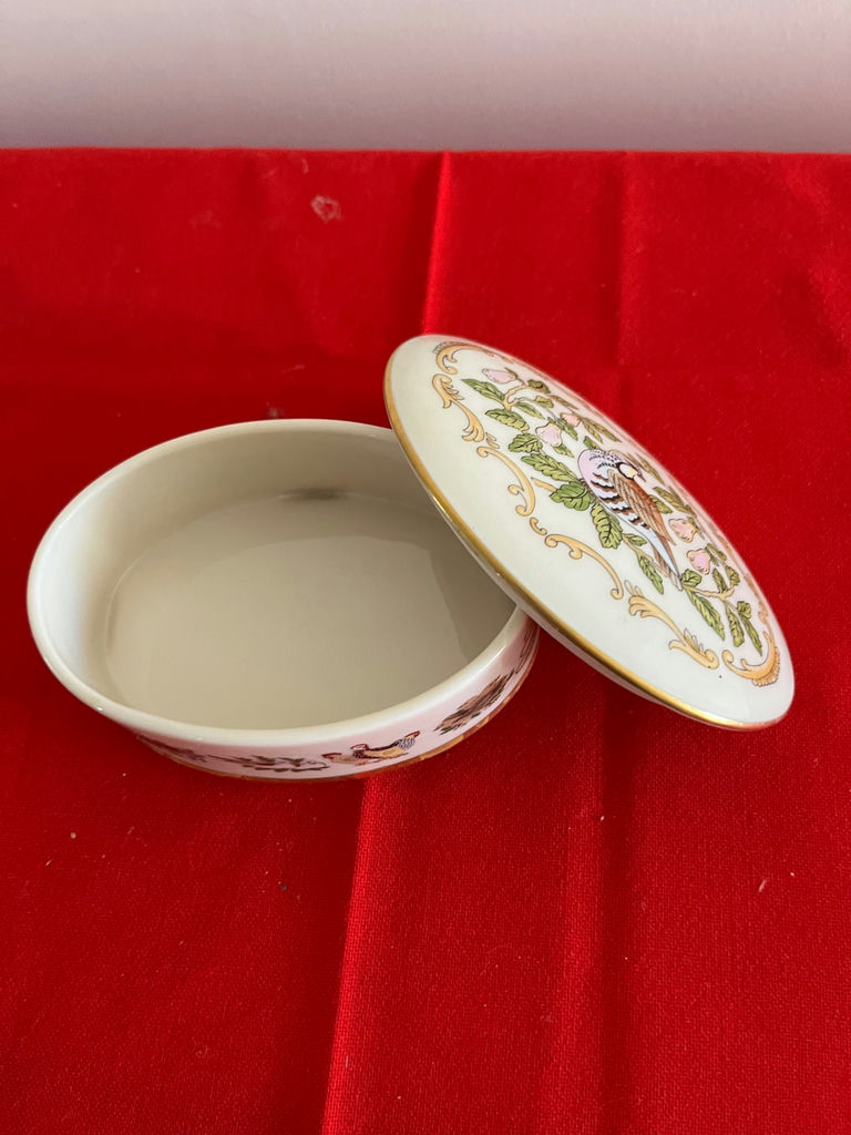 Lenox Christmas Trinket Box - image 2 of 3