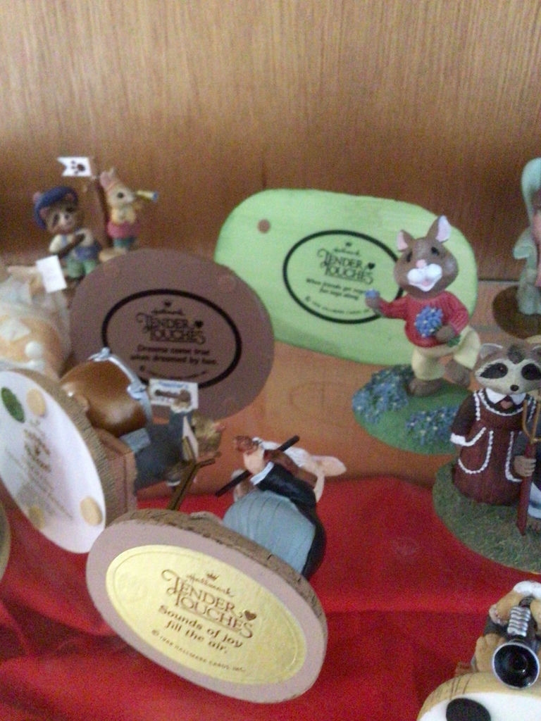Tender Touches animal figurine collection - image 5 of 12