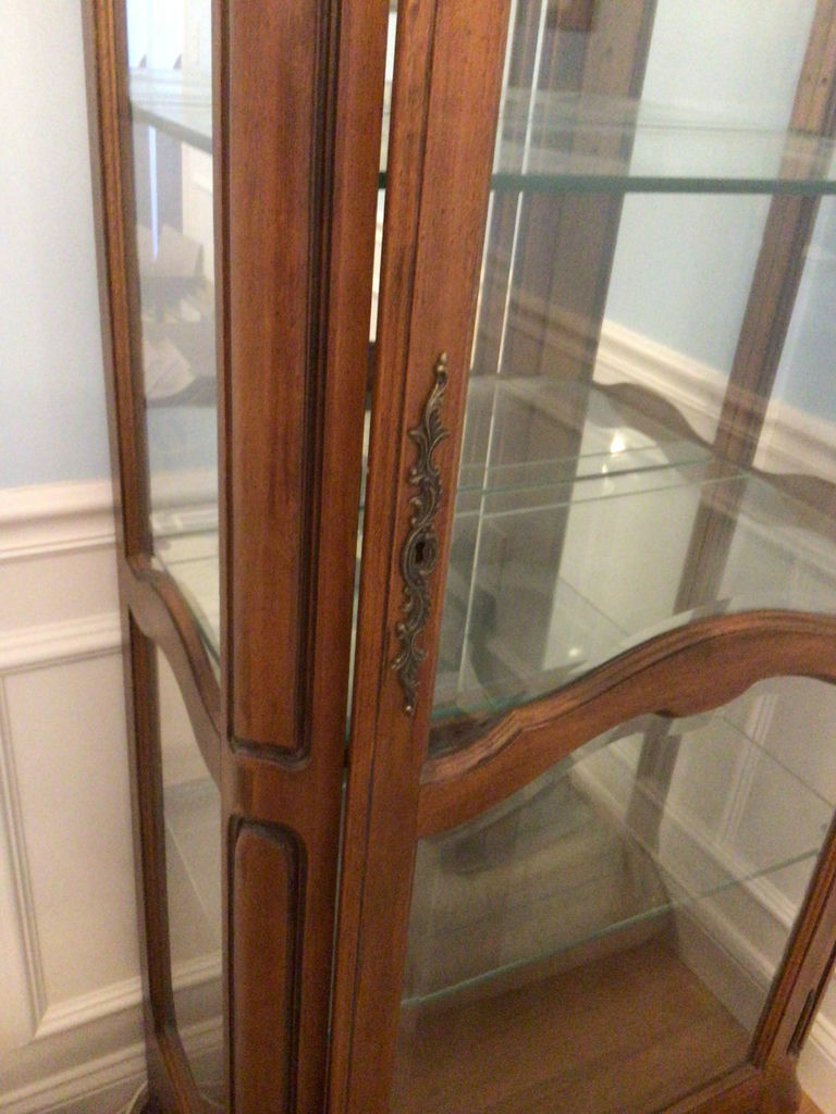 Wooden glass-front display cabinet - image 2 of 3