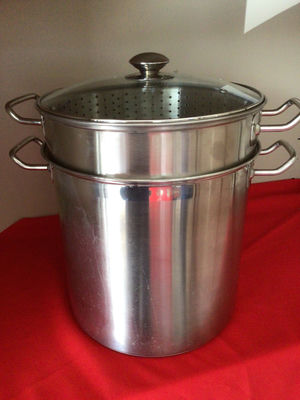 Stainless steel two-tier steamer pot with lid - Image 1 of 2