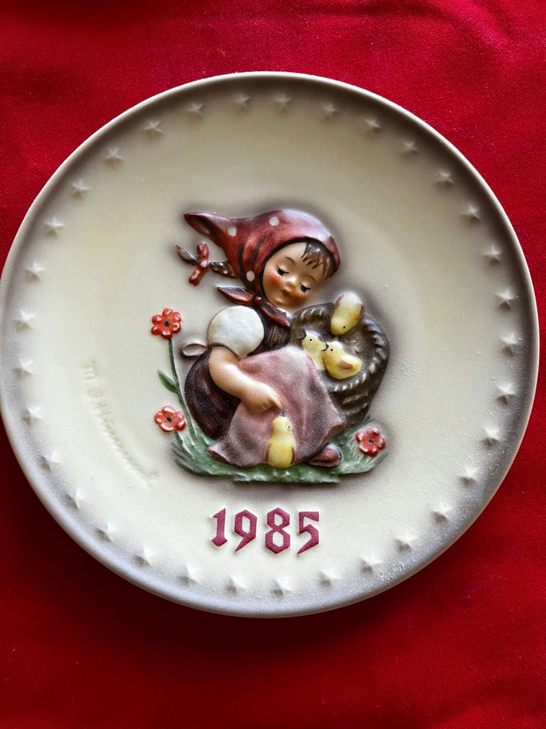 Hummel Goebel Annual Plates (1981–1987) - image 5 of 10