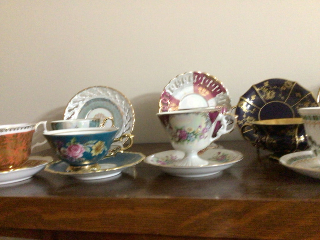 Assorted porcelain tea cups, teapots, and plates - image 3 of 13