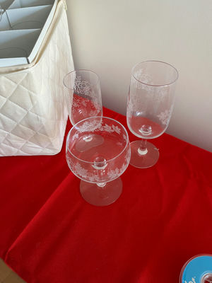 Etched glass stemware and goblet set with storage box - Image 1 of 2