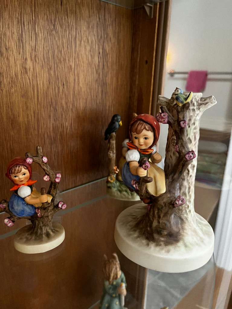 Goebel Porcelain Figurine Collection - image 3 of 6