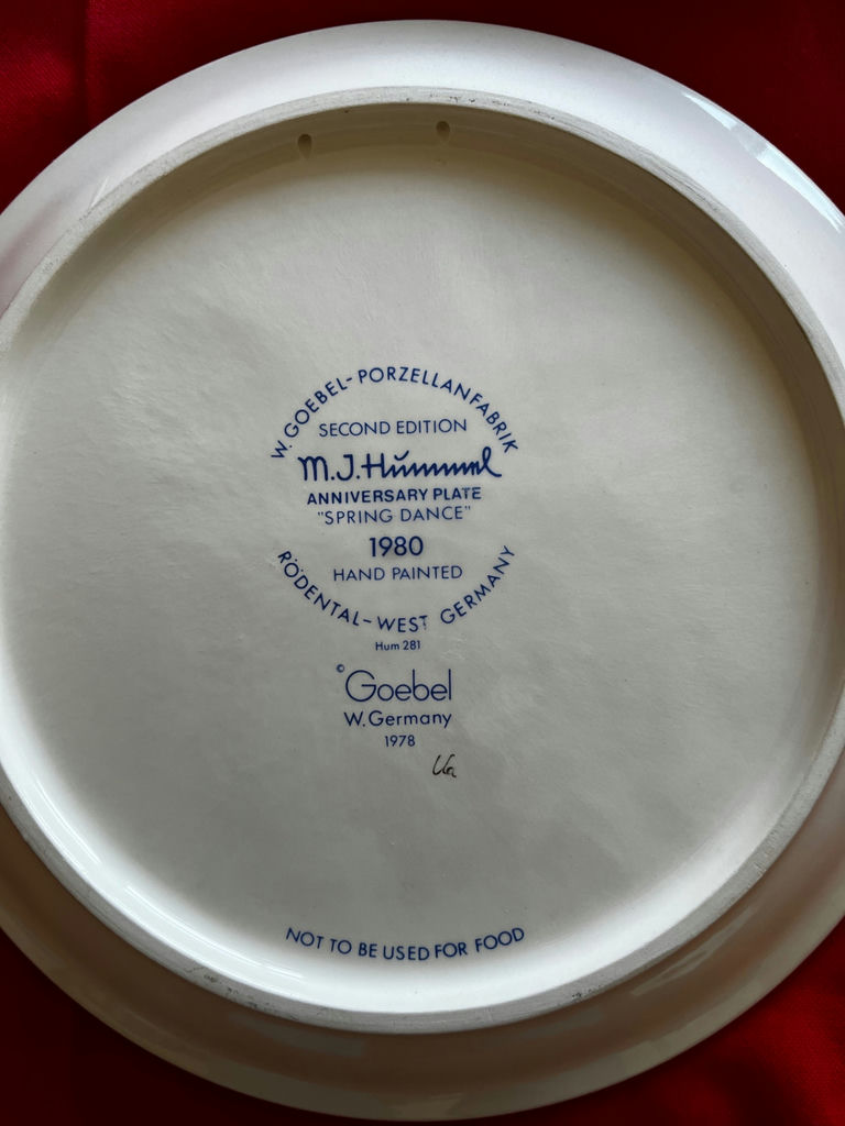 Three Goebel Hummel Anniversary Plates - image 5 of 7