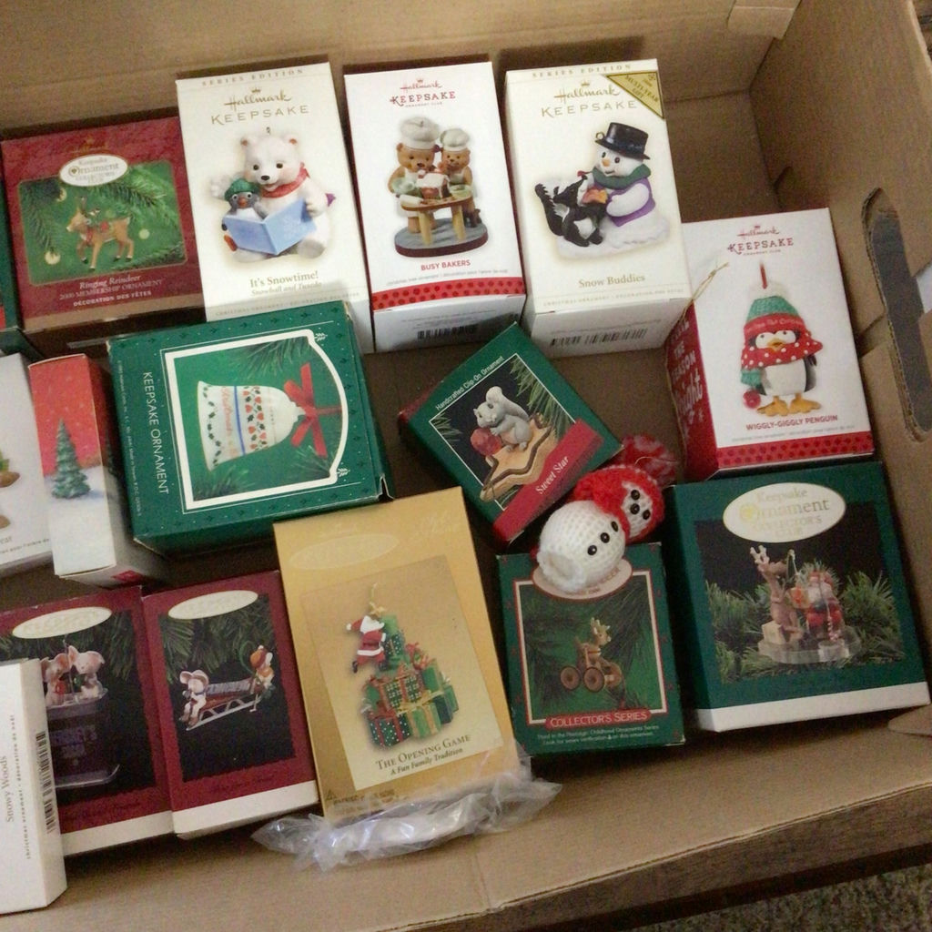 Assorted Hallmark Keepsake Christmas Ornament Boxes - image 4 of 4