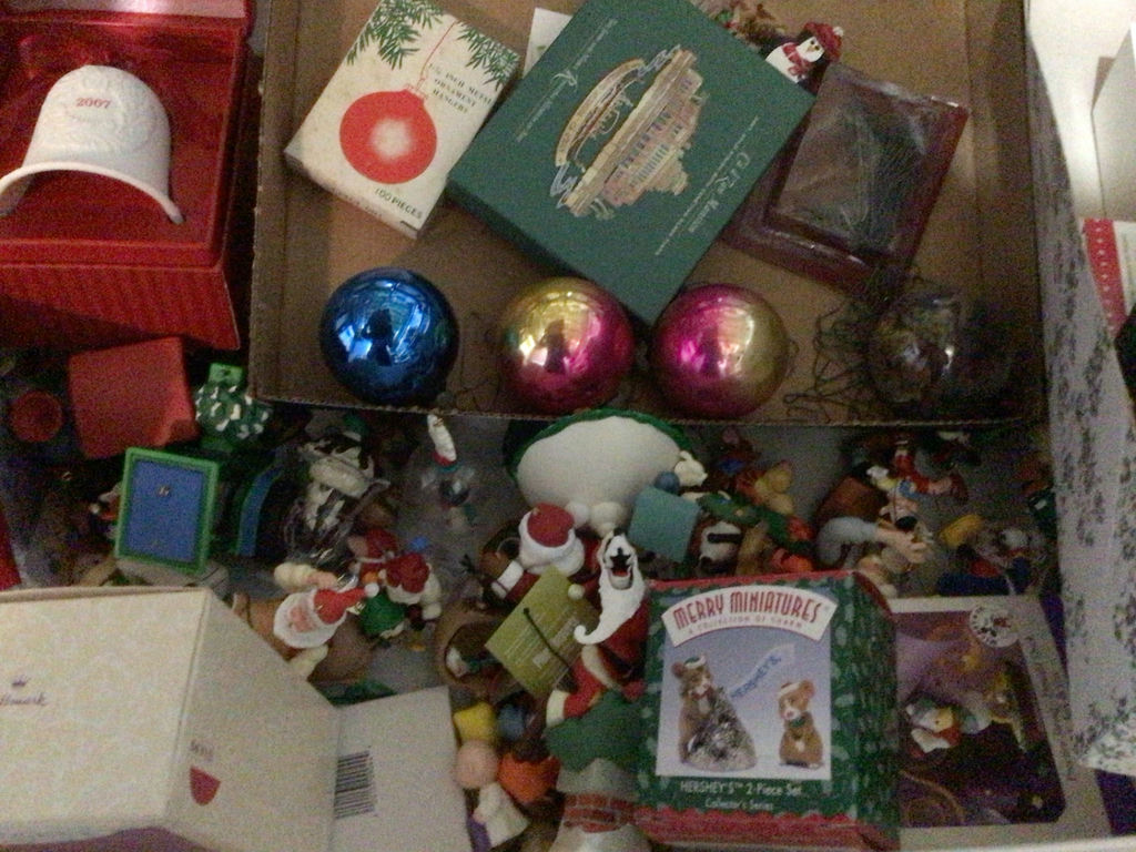 Assorted Christmas decorations and gift boxes - image 3 of 5