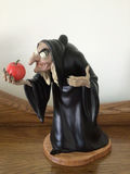 Disney Snow White Evil Queen Hag Statue with Apple and Certificate - thumbnail 2 of 4