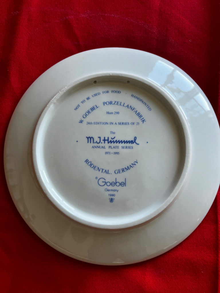 M.J. Hummel Annual Plate Series (1992–1995) – Four Goebel Porcelain Plates - image 7 of 9