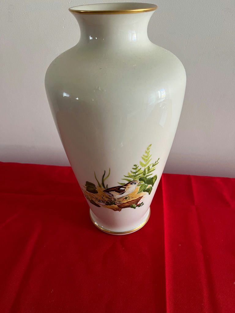 Lenox Ring-Necked Pheasant Game Bird Vase - image 2 of 3