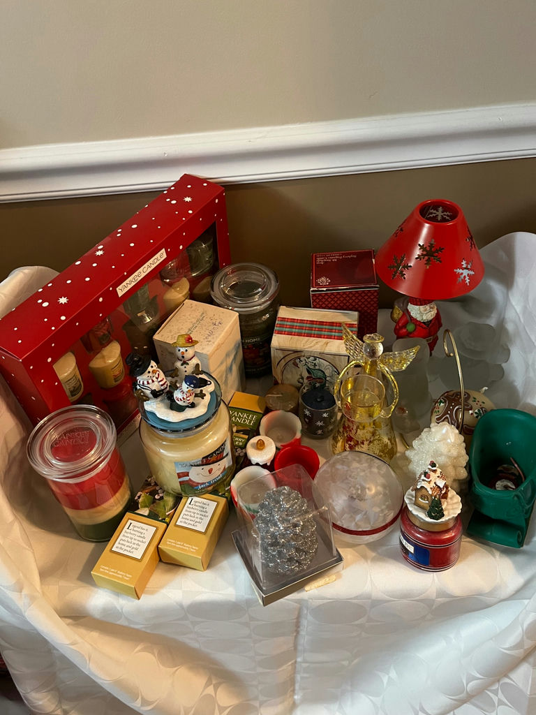 Christmas Decor and Candles Collection - image 1 of 1