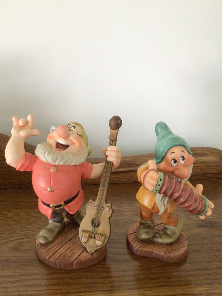 Snow White and the Seven Dwarfs figurine pair with Certificates of Authenticity - image 2 of 5