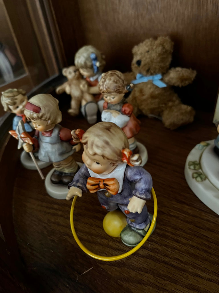 Goebel Hummelscapes Oktoberfest Figurines Collection - image 5 of 9
