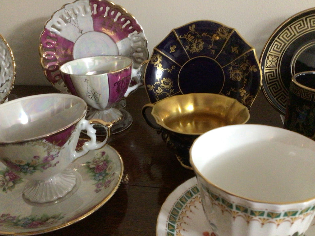 Assorted porcelain tea cups, teapots, and plates - image 6 of 13