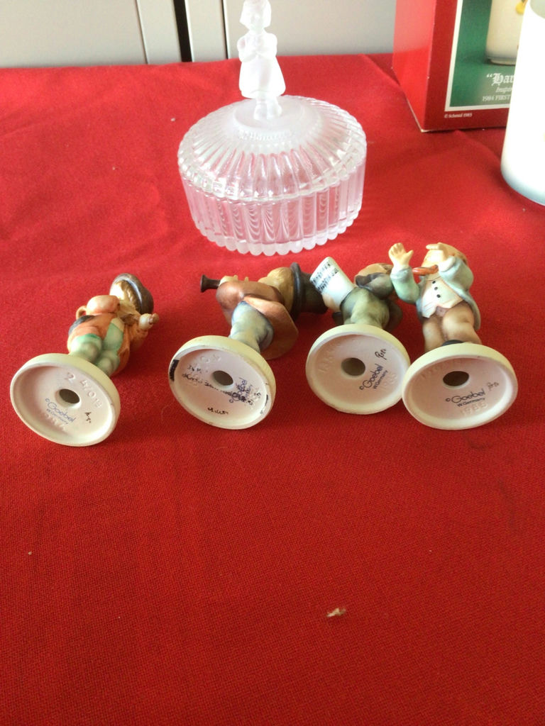 Porcelain figurine set with glass lidded dish and mug - image 5 of 5