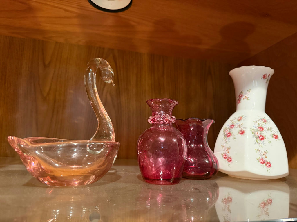 Pink glass swan dish with magenta vases and floral ceramic vase - image 2 of 2