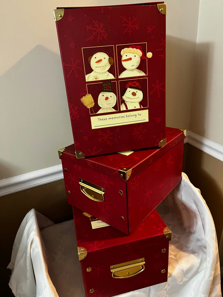 Red holiday memory boxes with snowman collage - image 2 of 2